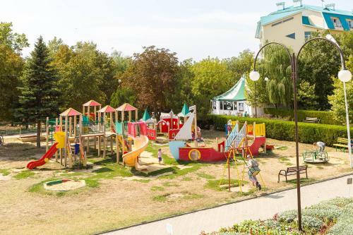 Hotel Sanatoriy Parus