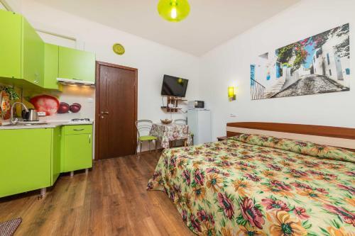 Hotel Like At Home (de-marko)