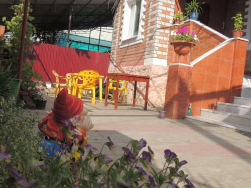 Hostal Livadiya Guest House