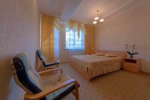 Golden Lady Hotel