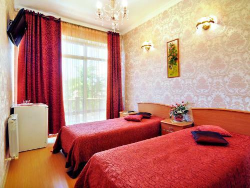 Hostal Guest House De Lux
