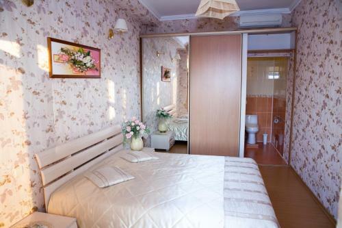 Hostal Guest House De Lux