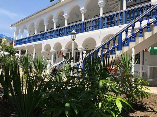 Hostal Guest House Villa Mari