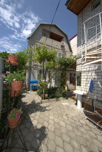 Hostal Cottage Turgeneva 98 B