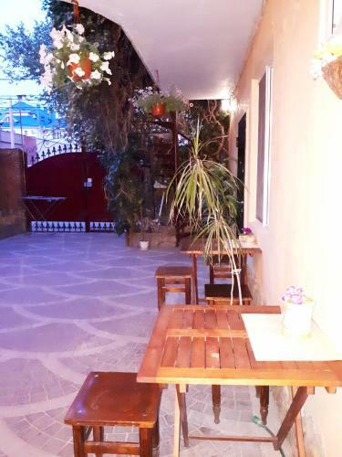 Hostal Guest House On Krimskay