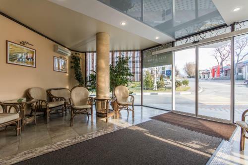 Roza Vetrov Hotel