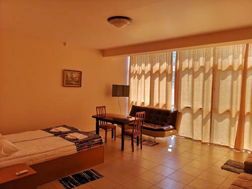 Apart-hotel "family House"