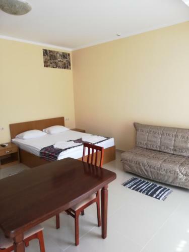 Apart-hotel "family House"