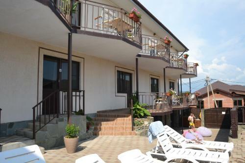 Hostal Gostevoi Dom Family