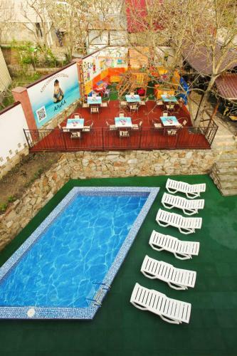 Hostal Guest House Alika