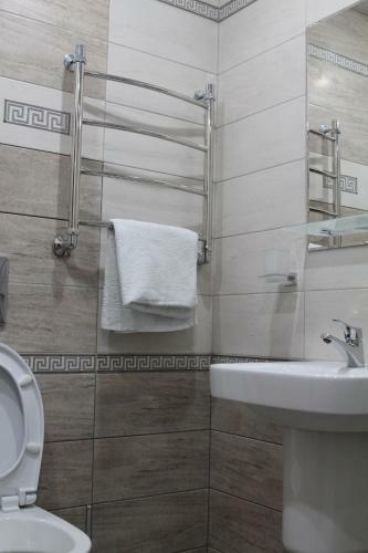Hotel Aksis House