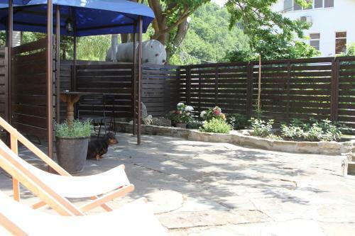 Hotel Aksis House