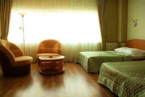 7 Nebo Hotel