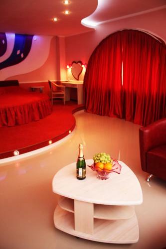 7 Nebo Hotel