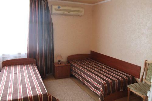 Hostal Yantar Hotel