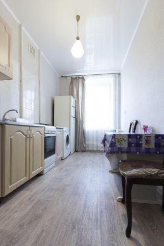 Apartment On Ploshchad Lenina 12/2