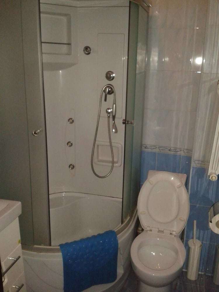 Hostal Guesthouse Agat