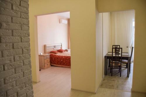 Apartment On Prirechnaya 2a