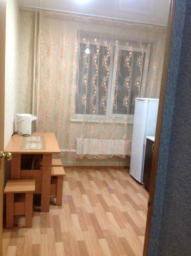 Apartment On Matrosova 23