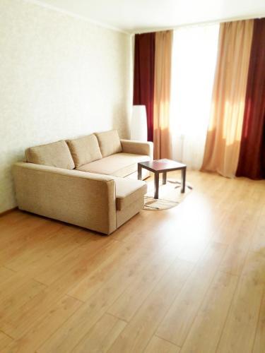 Lomonosova 32 Apartment