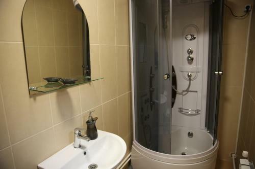 Hotel Magistral