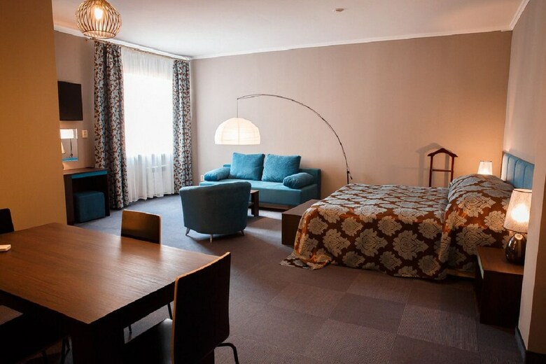 Raketa Hotel