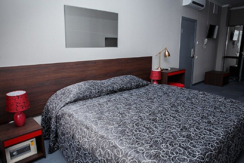 Raketa Hotel