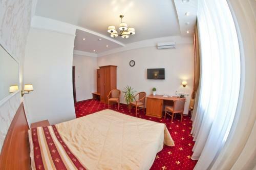 Milyutinsky Hotel