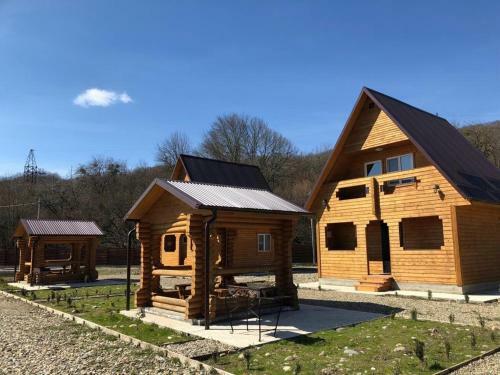 Dve Reki Holiday Park