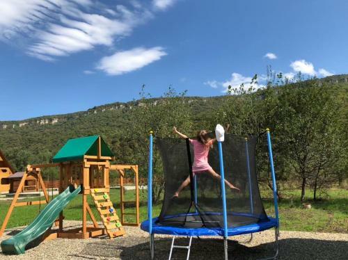 Dve Reki Holiday Park