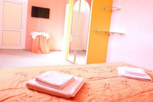 Hostal Guesthouse On Semashko