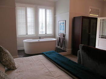 Urban Hip Hotels - The Vic