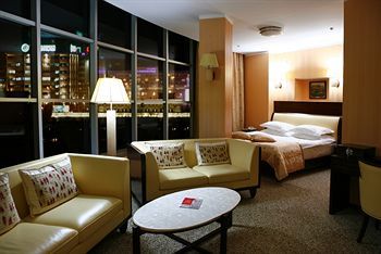 Hotel Triumph Palace