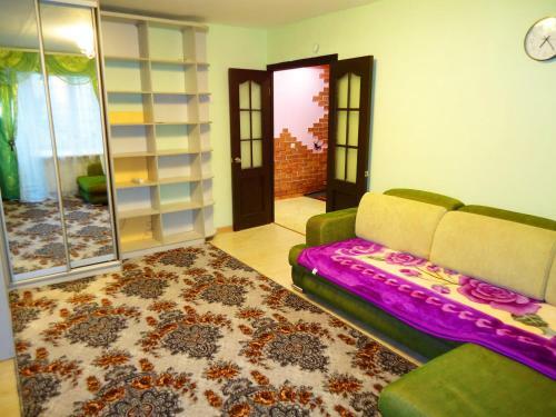 Apartment On Ugdanskaya St.