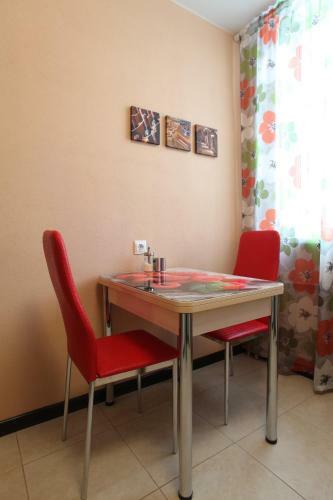 Apartment On Markovnikova 10a