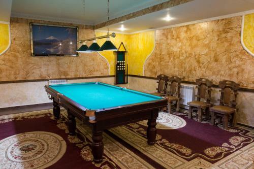 Kristall Hotel
