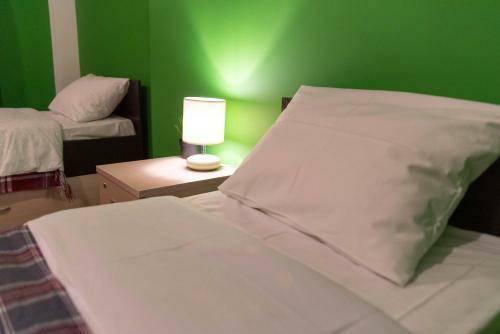 Weekend H520 Hostel