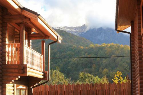 Hostal Snegiri Village Chalet