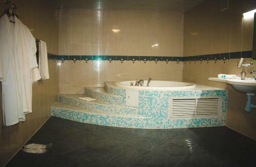 Hotel Belyy Lotos