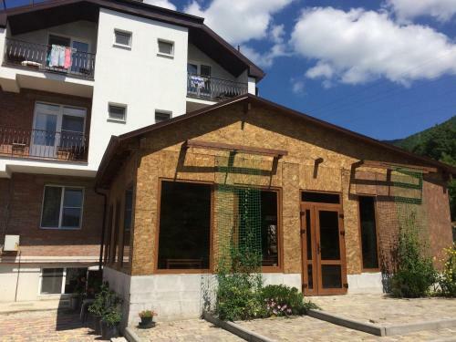 Hostal Guest House Moush