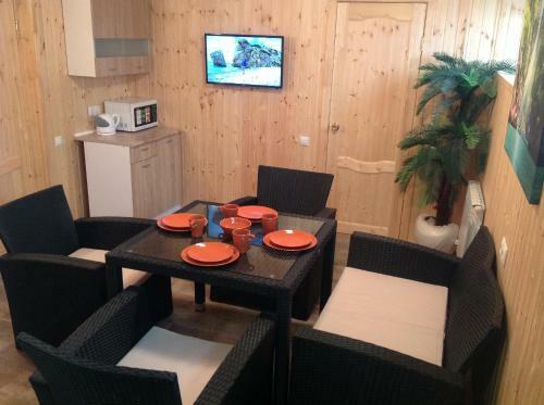 Hostal Guest House Lubimy Dom
