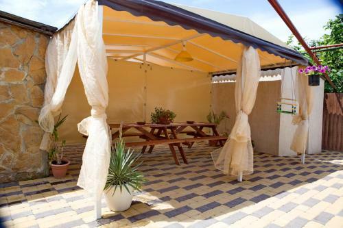 Hostal Family Hotel H2o