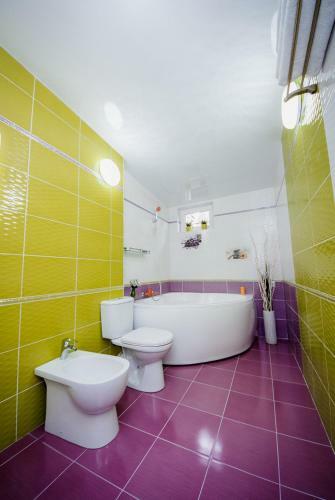 Hostal Family Hotel H2o