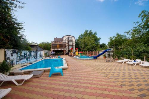 Hostal Family Hotel H2o