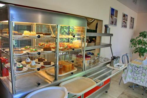 Hostal Family Hotel H2o