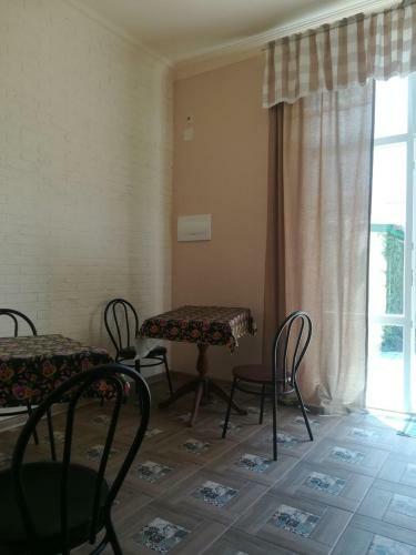 Hostal House Alzas