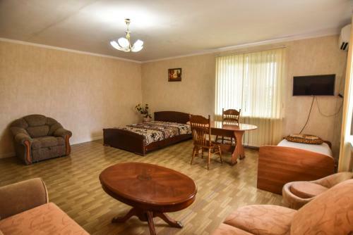 Hostal Guest House "golubaya Laguna"