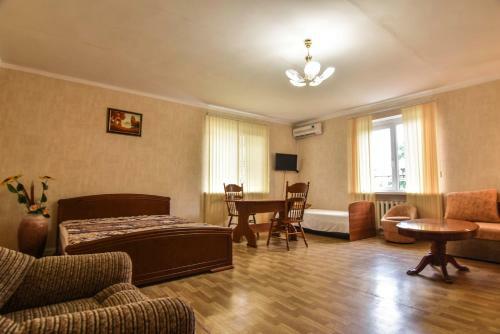 Hostal Guest House "golubaya Laguna"