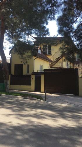 Hostal Guest House On Griboedova