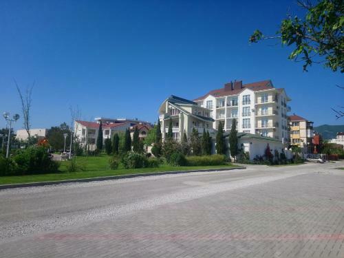 Hostal Apartment On Krymskaya Street
